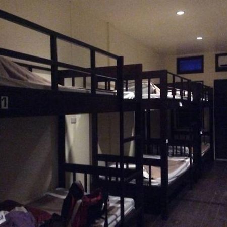 Thapae Backpackers Hostel (Adults Only) Chiang Mai Ruang foto