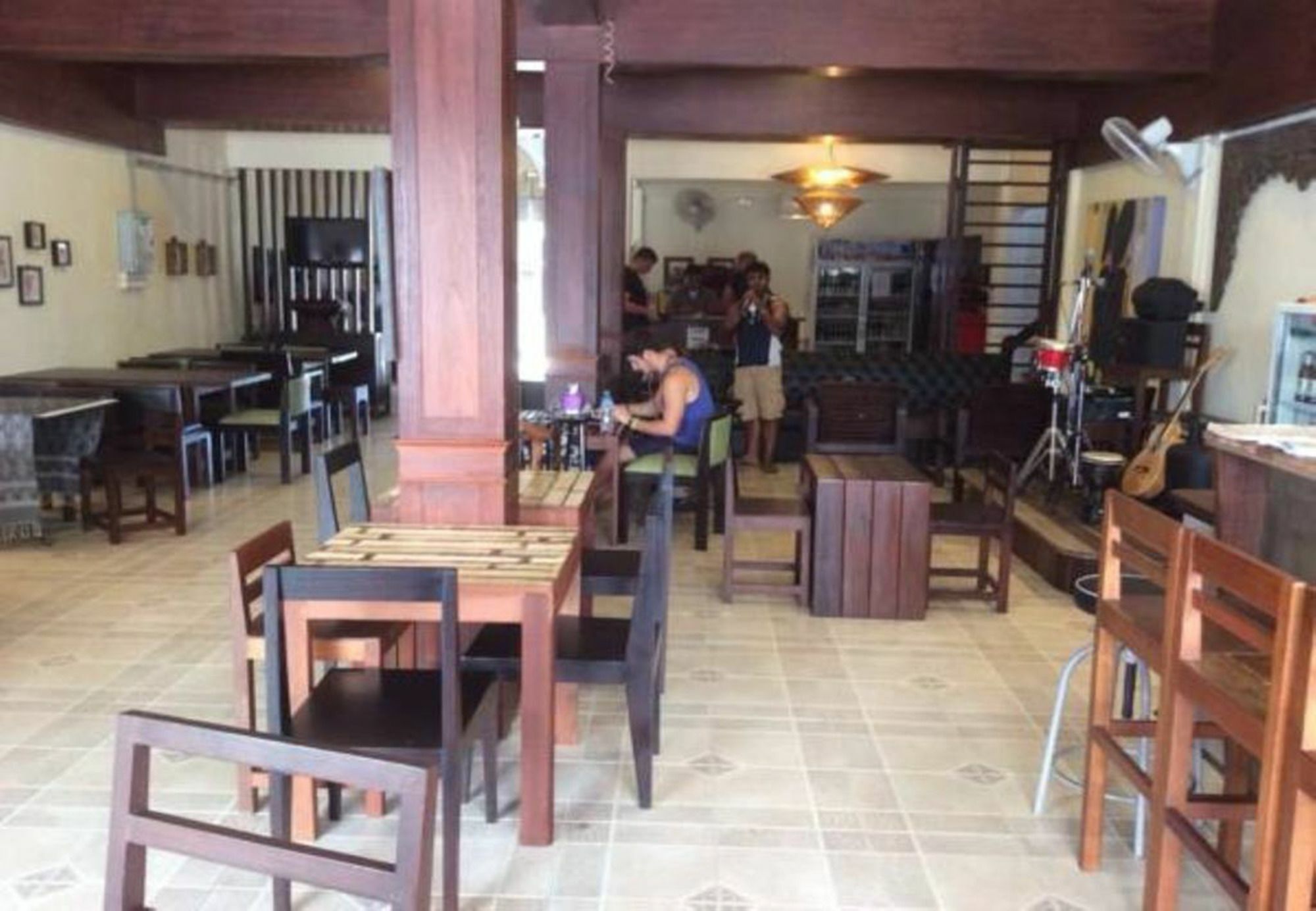 Thapae Backpackers Hostel (Adults Only) Chiang Mai Bagian luar foto